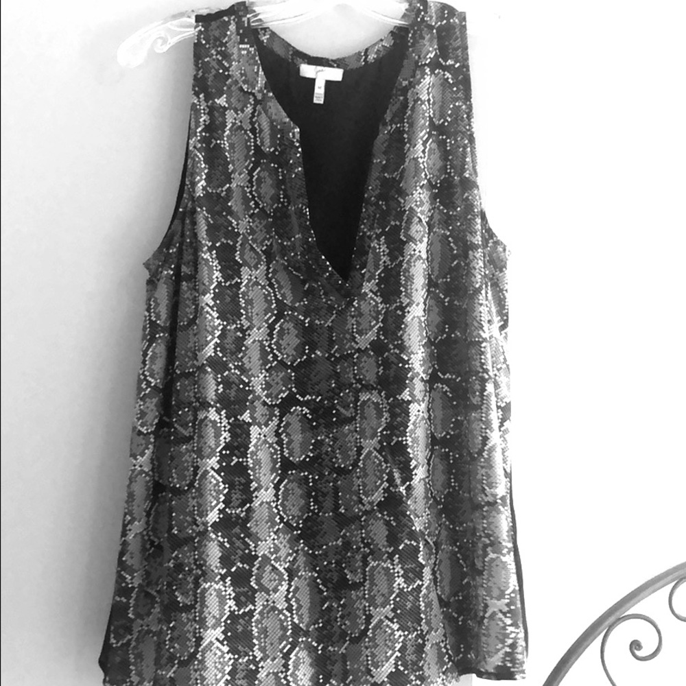 Silk joie snake print tank